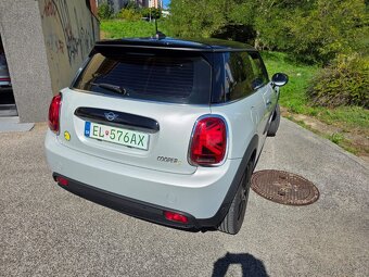 Mini Cooper SE elektromobil - 9