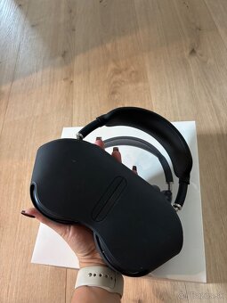 Apple AirPods Max 2024 - 9
