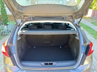 Peugeot 308 1.6 e-HDi Allure - 9