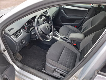 ŠKODA OCTAVIA COMBI 1.6 TDi AUTOMAT 2018 - 9