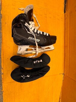 BRANKÁŘSKÉ BRUSLE BAUER SUPREME S27,vel. 36/3 EE - 9