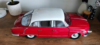 Tatra 603 1:8 - 9