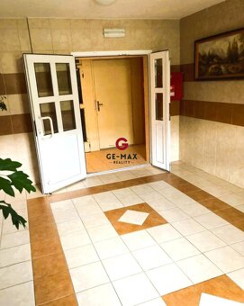 GE-MAX Reality ponúka na predaj 3-izbový byt s lodžiou – Hum - 9