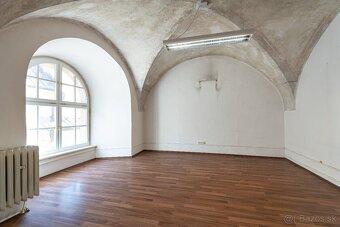 Prenájom kancelárskych priestorov v historickom centre Košíc - 9