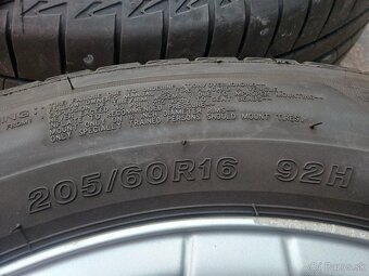 hlinikové disky Renault Fluence-61/2Jx16-ET-47--5x114,3 - 9