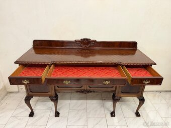 Starožitný bufet Chippendale - 9