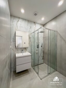 EXKLUZÍVNE Veľký 1-izbový byt v priamom centre na prenájo - 9