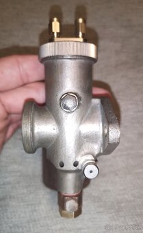 Predám karburátor B&B 25,4mm - 9