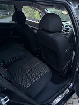 Peugeot 407 SW 2.2 HDi 125 kW TwinTurbo – 2007 - 9