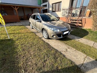 Renault Mégane III Grandtour 1.5 dCi (66 kW, 90 k) - 9