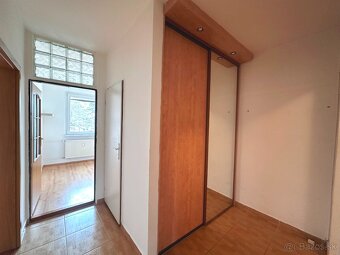 PREDAJ 3 izbový s balkónom, Šafárikova ulica - 9