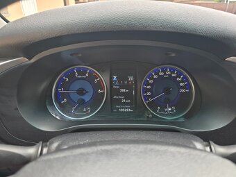 Toyota Hilux 2.4 D 110kW 4WD AT6 2017 - 9