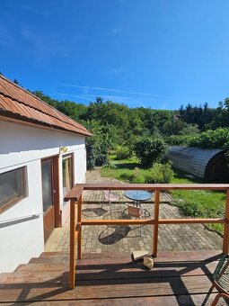 Rodinný dom s krásnym slnečným pozemkom 1200m2 Ratnovce - 9