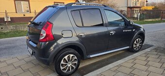 Dacia Sandero Stepway 1,6MPi M2010 - 9