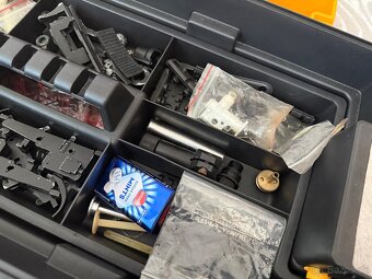 Kufrík s príslušenstvom na airsoft - 9