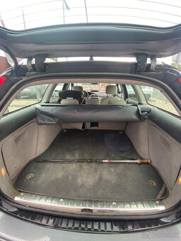 Predám Citroen C5 2.2 HDI - 9