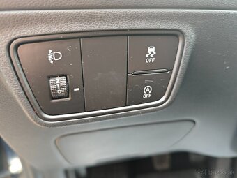Hyundai Tucson 1.6 T-GDi Mild Hybrid Family MT6 - 9