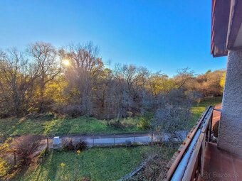 5 izb. RD Hradec(PD) - velký pozemok 1965 m2 - posledný dom - 9