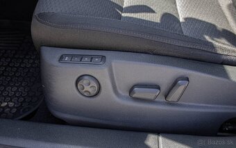 Škoda Superb Combi 2.0 TDI 2011 - 9