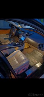 Predam Jaguar XJ - 9