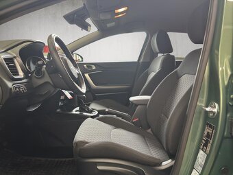 Kia Ceed 1.5 T-GDi M6 Silver,Silver pack - 9