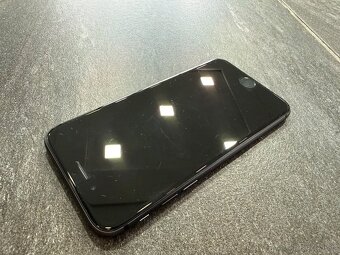 Apple iPhone 8 64 GB Space Gray - 9