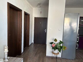 Predam 2 izb. byt v novostavbe Colorhouse II - 9