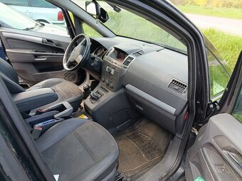 Opel Zafira - 9