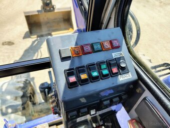 Takeuchi TB 175W - 9