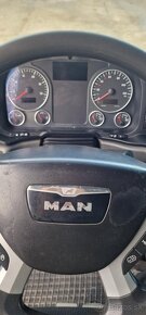 predám MAN s hydraulickou rukou - 9