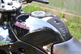 Suzuki GSX-750F - 9