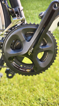 Predám cestný bicykel Kellys URC 50 2015 – Karbónový rám - 9