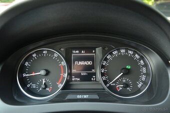 Škoda Rapid 1.2 DSG, SR voz, TOP stav - 9
