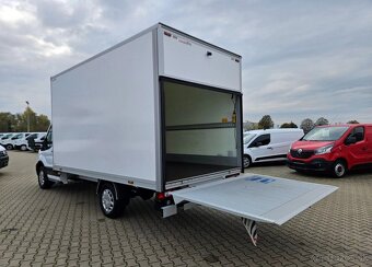 Ford Transit Kontajner 8 ePAL 2.0 TdCI/ 131 koni - 2020 - 9