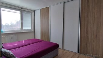 3. izb. reprezentatívny, zrekonštruovaný, zariadený byt. TOP - 9