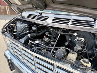 1989 Dodge B-250 RAM VAN Bivouac Conversion | PERFEKTNÍ STAV - 9
