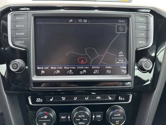 Passat Variant (Combi) GTE Elegance Full LED 160kW Virtual - 9