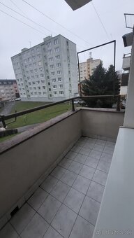 Prenajmem 3-izbový veľký byt - 9