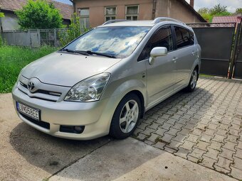 Predám toyota corolla verso - 9