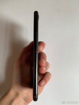 iPhone 7 - 9