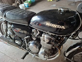 Honda CB 500 FOUR 1977 - 9