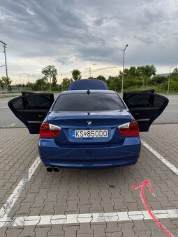 Bmw E90 318d - 9