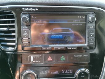 Mitsubishi Outlander PHEV 2.0 Executive Edition–4x4–Automat - 9