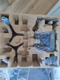 Predám robotický vysávač ETA Rover - 9