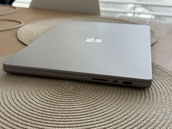 MacBook Pro 16 M1 MAX, 64GB RAM, 1TB ssd - 9