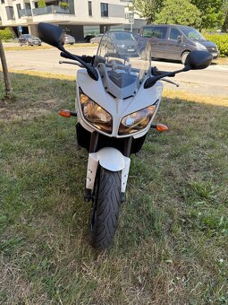 Yamaha Fazer 1000 - 9