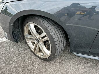 Audi A4 Avant 35 2.0 TDI Advanced S tronic - 9