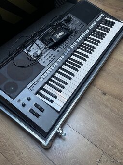 Yamaha PSR S-770 - 9