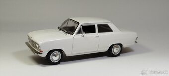 Predám modely aut v mierke 1:43. - 9