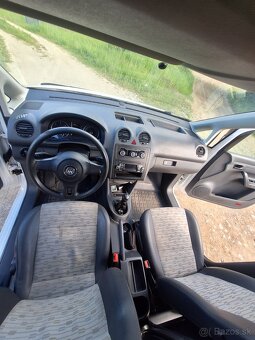 Volkswagen Caddy 1.6 tdi - 9